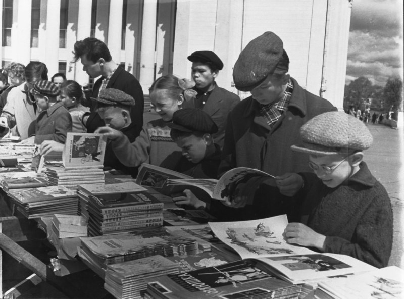 Книжная ярмарка во времена СССР